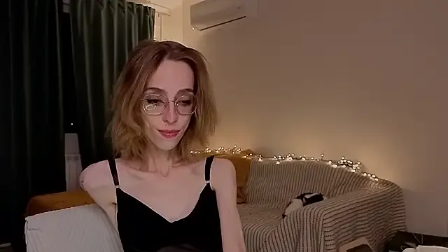 amber_quell_here — show tits close up