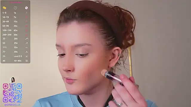 AmelieSeductress — take off my shorts