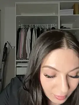 AmeyaNoor — Booty Shake 30sec <3