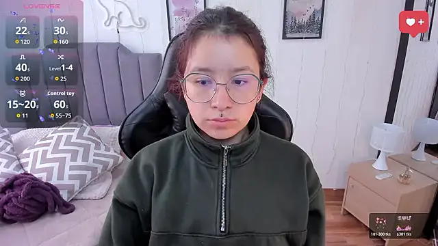 Amy_joones — Sensual twerk explicit + hard spanks