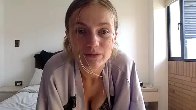 Hot Andyzuzka wants you to fuck their body now andyzuzka from StripChat