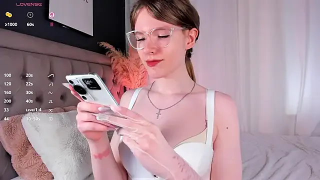 AnGee_ from StripChat