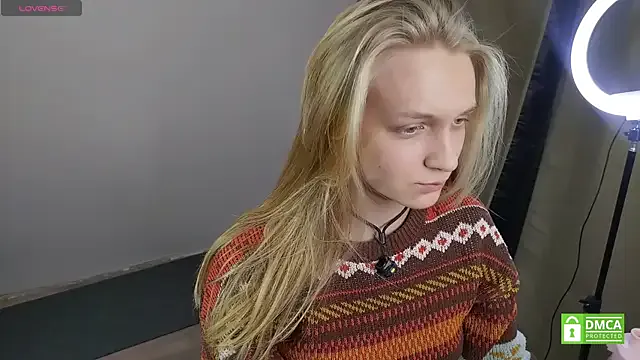 Angel-Alex — stretch the buttons on your sweater