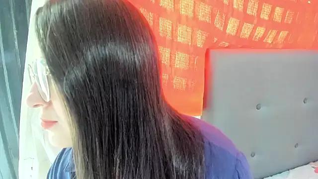 angela_nix from StripChat