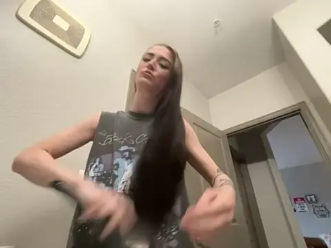 ash10alex — Get nekked (strip tease)