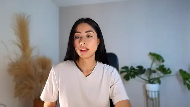 auroracaruso11 from StripChat