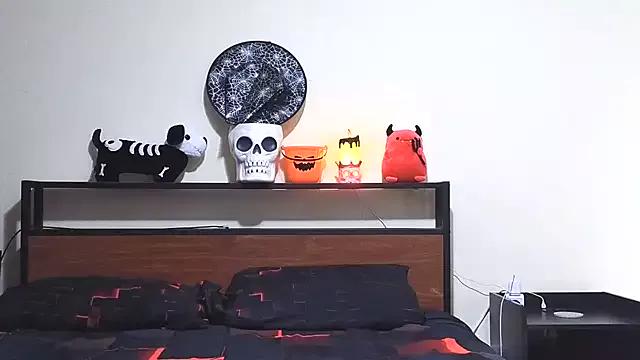 AussieKittyPurr from StripChat