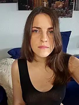 Admire naked camslut BelleFelicitas BelleFelicitas from StripChat