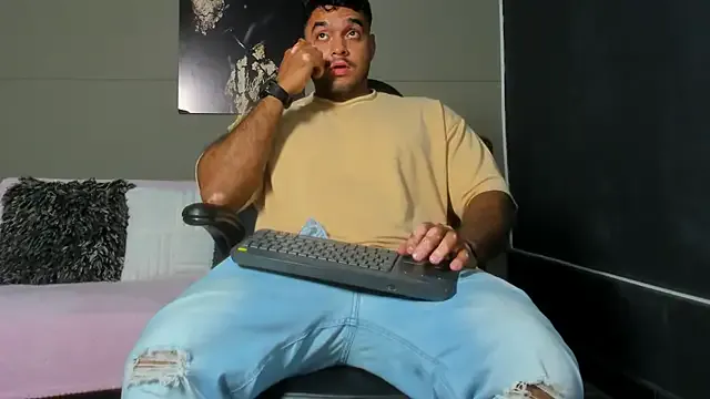 Big_furry_bear13 — all naked