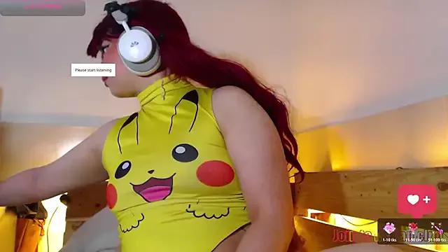 Bitsy_Messy from StripChat