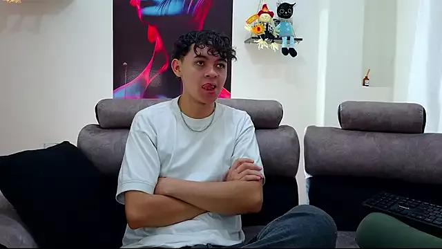 Discover 23 years old bluewolf247 from StripChat bluewolf247 from StripChat