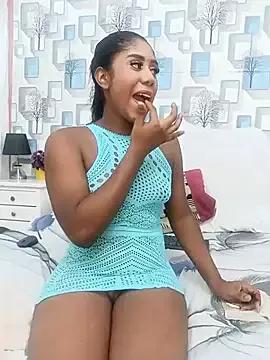 Join CamilosaOrtega, zie wants to masturbate for you CamilosaOrtega from StripChat