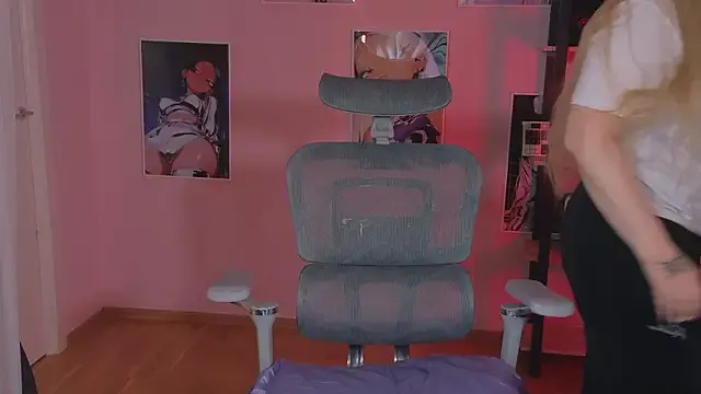 StripChat carolina_elf is Group carolina_elf — Stroke dick topless