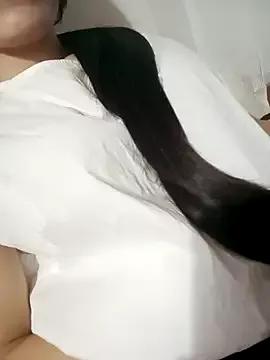 Cute Cherry_Le02 wants you to fuck her body now Cherry_Le02 from StripChat