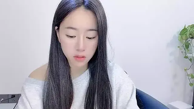 chloe-01 — Freechat on StripChat