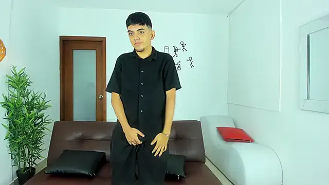 Crazy_nigth01 — DEEPTHROAT HOLDING TO THE BALL