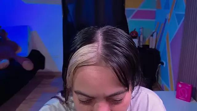 Gorgeous Cuttiealice wants you to fuck her body now Cuttiealice from StripChat