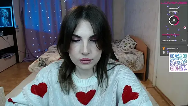 Daniela_Cooperr — tease in transparent bodysuit