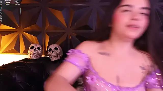 Sweet DaphneGlas wants you to fuck her body now DaphneGlas from StripChat