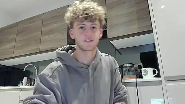 DominantAlex18 from StripChat