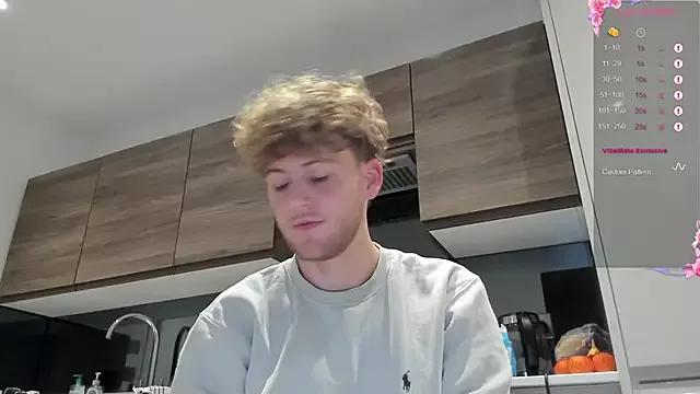 DominantAlex18 from StripChat