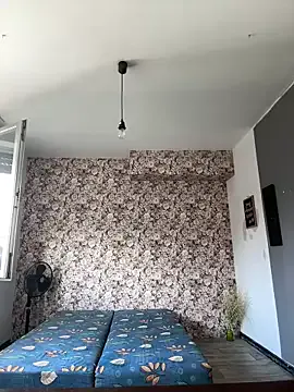 Emilia_Mausi — Freechat on StripChat