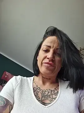 EmilyDiazofficial — twerk