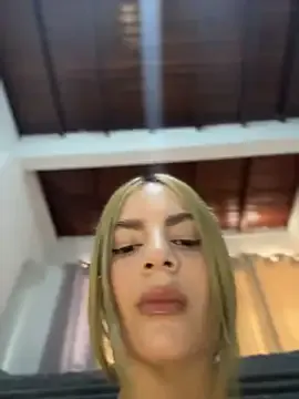 emiss_ on StripChat