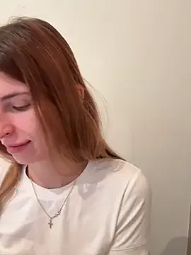 emma05 — Freechat on StripChat