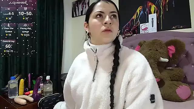 Masturbate to Emmie_Hot, they want to masturbate for you Emmie_Hot from StripChat