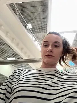 FReyja_44 from StripChat