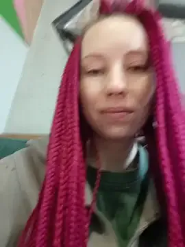 Frost_foxy on StripChat