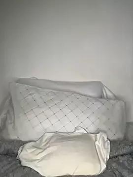 Fun_size86 from StripChat