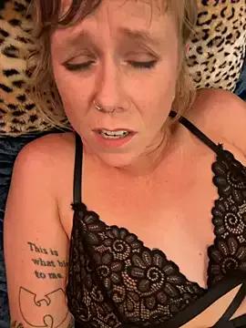 goodgirlbabydoll from StripChat