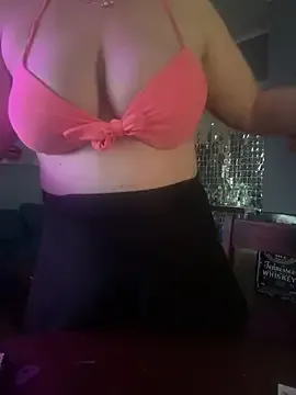 Granlady7 — Juego con las tetas por 10 min