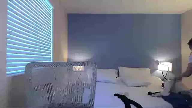 Join 23 years old ha888we from StripChat ha888we from StripChat