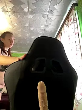 Freechat HarychaLysichka on StripChat