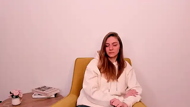HeidiEnama — stand up and turn around