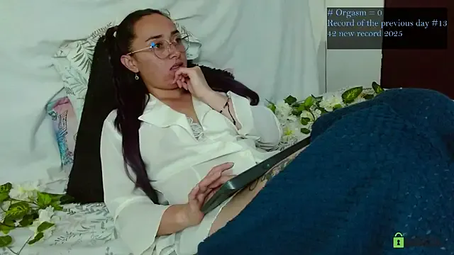 StripChat Hot_Candy_ is Freechat Hot_Candy_ — CONTROL DOMI 5MIN