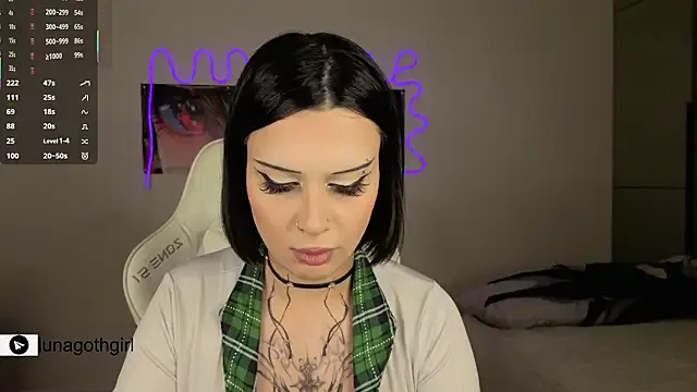 IamLuna2006 — But plug+ Domi control for last tipper