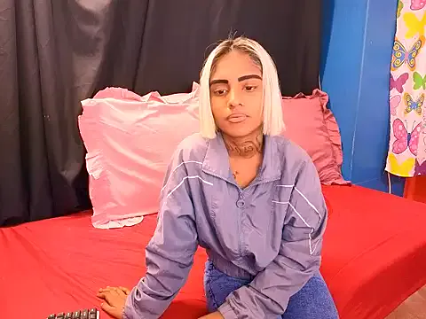 indiansumaya29 — remove makeup