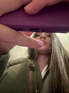 Isabella21_ — SQUIRT IN PANTS IN PUBLIC