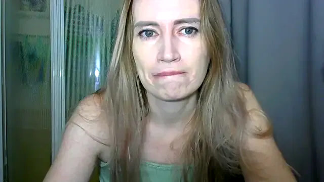 JessFoxxx — Freechat on StripChat