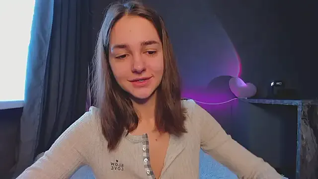 JudyAngil — I tease you with my body