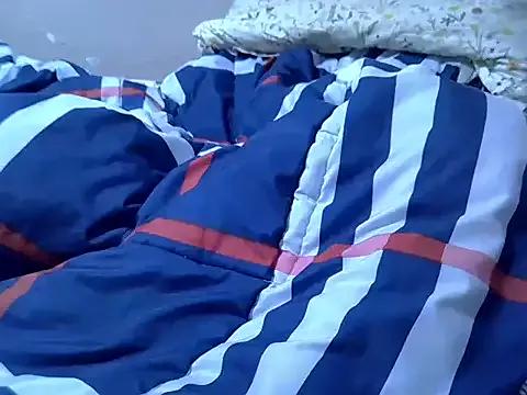 Masturbate to Just_Karu, she wants to masturbate for you Just_Karu from StripChat