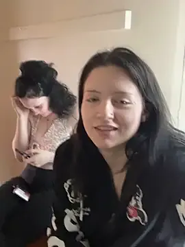 Kehlaniluvsyou69 — Both flash titties