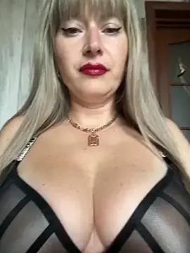 Kittenforyou from StripChat