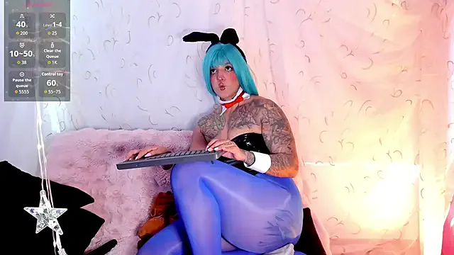 KuraiBi — Shake ass on camera POV