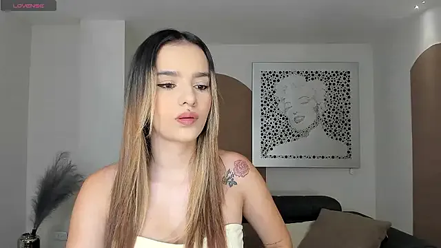 LaurentRosse1 —  Toy in pussy