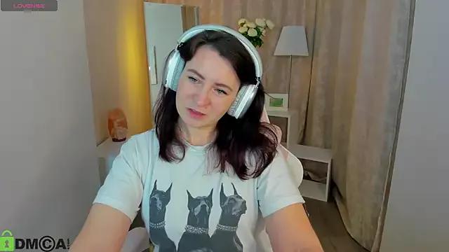 Checkout Lea_shadom, she wants to masturbate for you Lea_shadom from StripChat